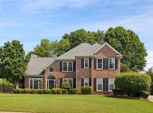 6830 Weatherstone Way, Alpharetta, GA 30009
