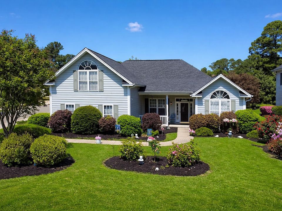 1st image of 4840 Seabreeze Ln.