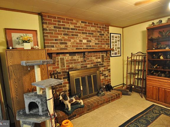 3rd image of 133 Margaret St
