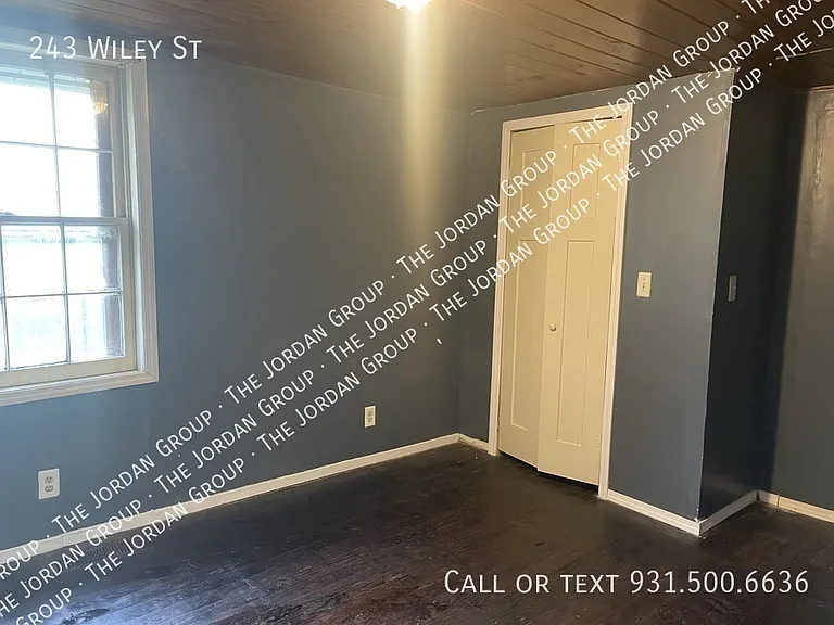 243 Wiley St — Photo 9