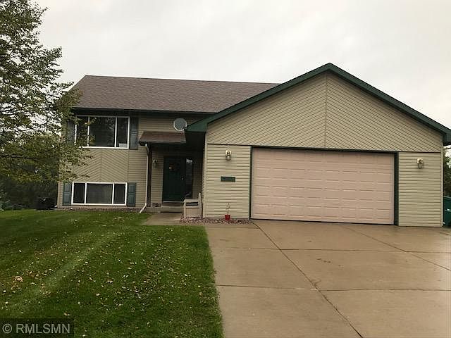 1st image of 946 Heritage Dr SW