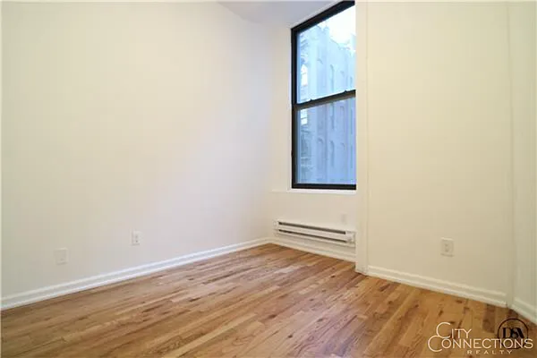 Rented by City Connections Realty | media 2