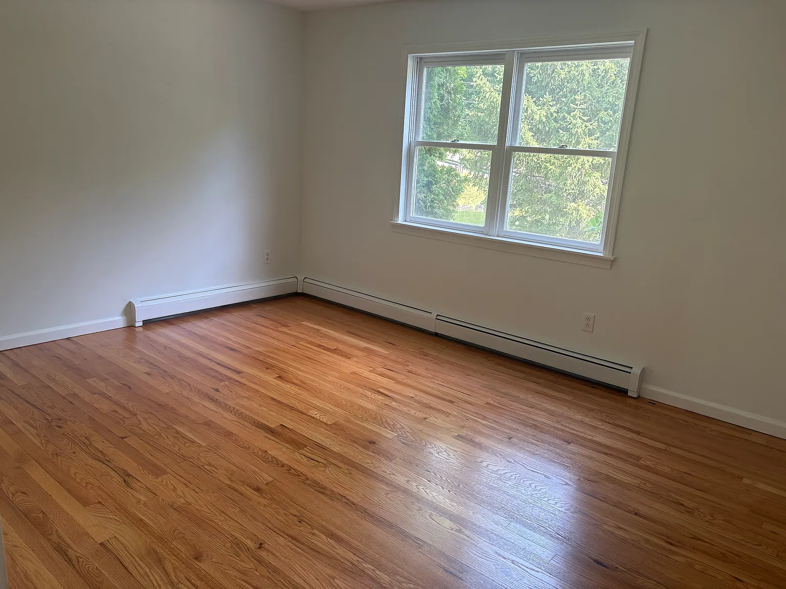 2 bed, 1.5 bath, 1100 sqft, $2,100 — Photo 4