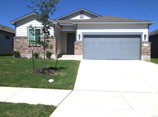 3713 Tripps Pl, Seguin, TX 78155