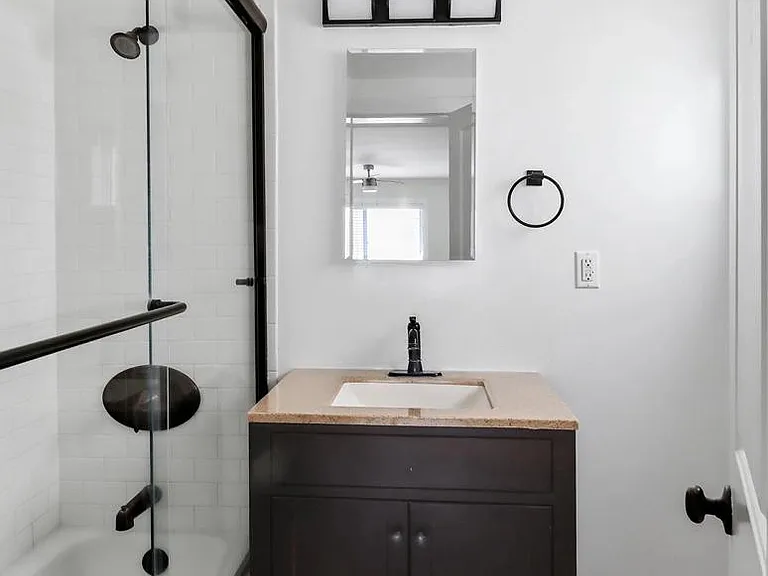 4115 Crest Dr #4115 — Photo 11