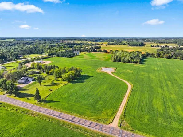 2120 County Road H, Deer Park, WI 54007