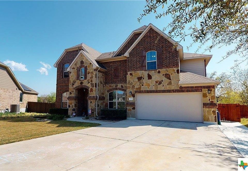 1st image of 3353 Vineyard Trl
