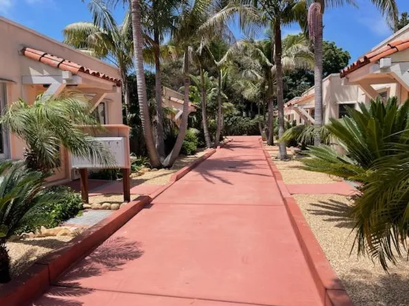 210 W Micheltorena St APT D, Santa Barbara, CA 93101