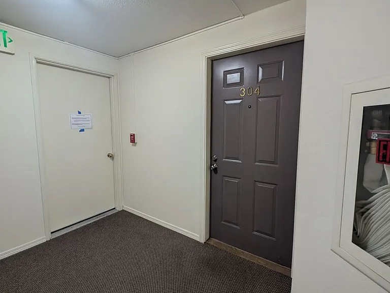 1800 Boylston Ave #304 — Photo 31
