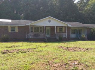 5514 Holland Rd, New Church, VA 23415