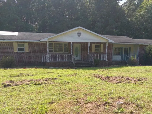 5514 Holland Rd, New Church, VA 23415