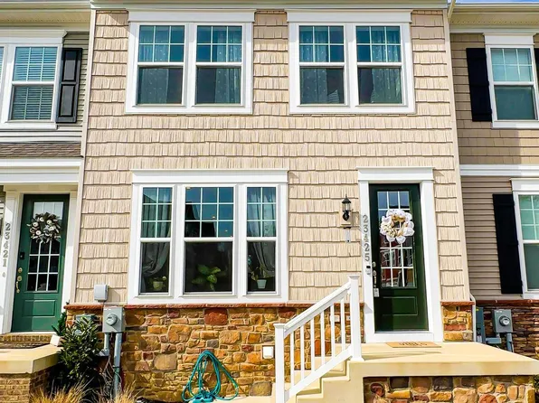 23425 Sugar Pine Ln, California, MD 20619