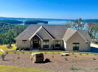 1030 Fall Creek Dr, Guntersville, AL 35976