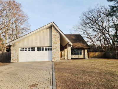 41 Glenmere Lane, Coram, NY, 11727