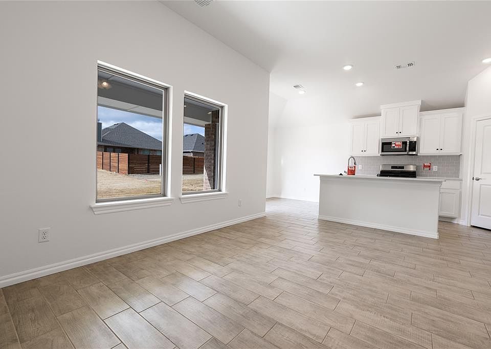 1st image of 3109 Scissortail Way