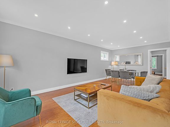 3rd image of 118 Rexleigh Dr