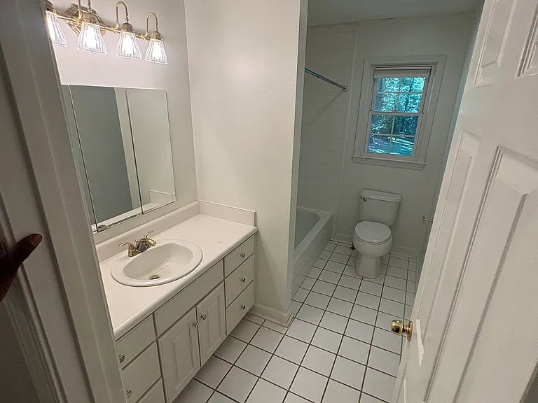 3218 Richwood Dr — Photo 6
