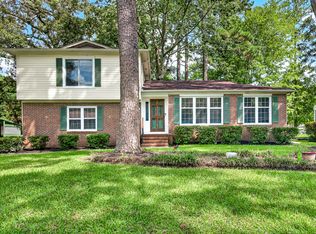 614 Clover Dr, Jacksonville, NC 28546