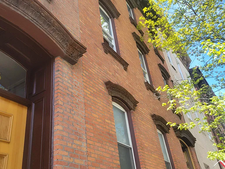 153 1st St #3 — Photo 3