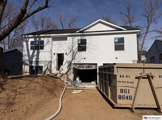 3816 Valley St, Omaha, NE 68105