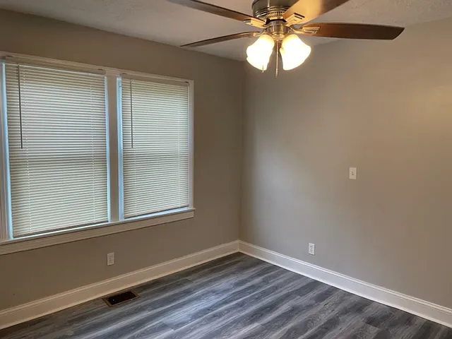 5108 Columbia Ave — Photo 9