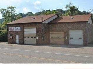 3694 Brownsville Rd, South Park, PA 15129