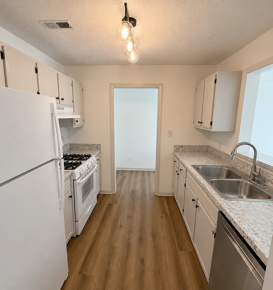 2 bed, 1134 sqft, $1,500 — Photo 2