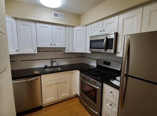 210 W Weber Rd, Columbus, OH 43202