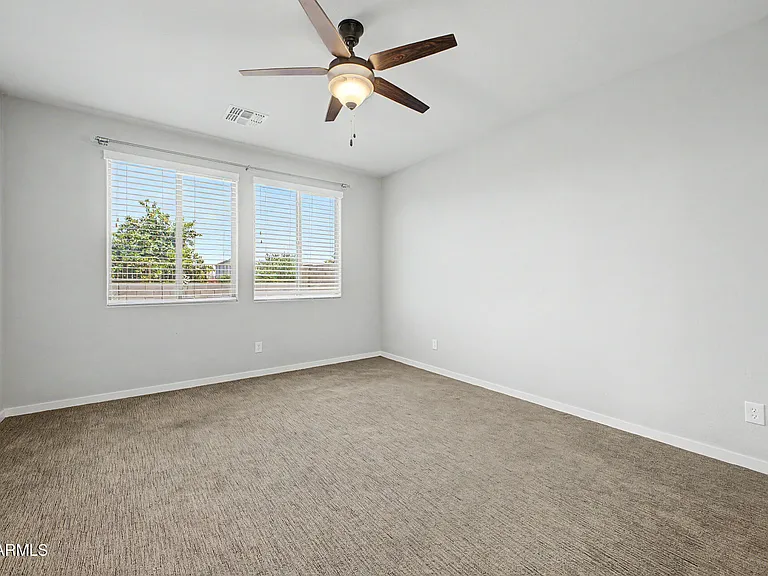 3413 N Loma Vis — Photo 9