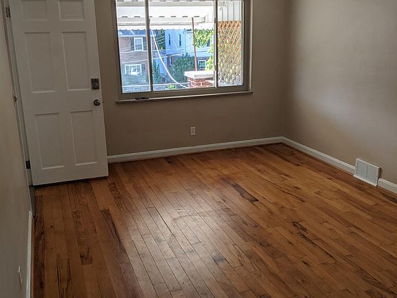 3rd image of 3906 Kilbourne Ave #2