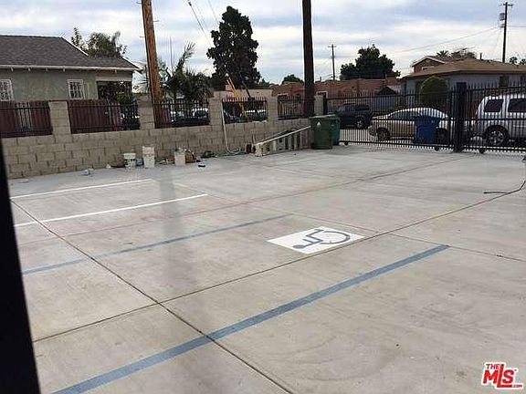 5th image of 2322 W Slauson Ave