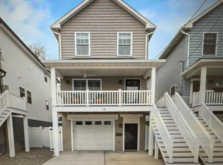 15 4th St, Highlands, NJ 07732