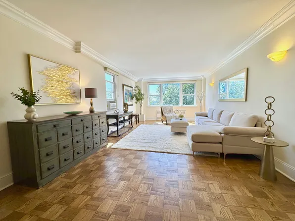 3135 Johnson Avenue image 2 of 15