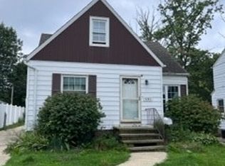 5203 Maplecrest Ave, Parma, OH 44134