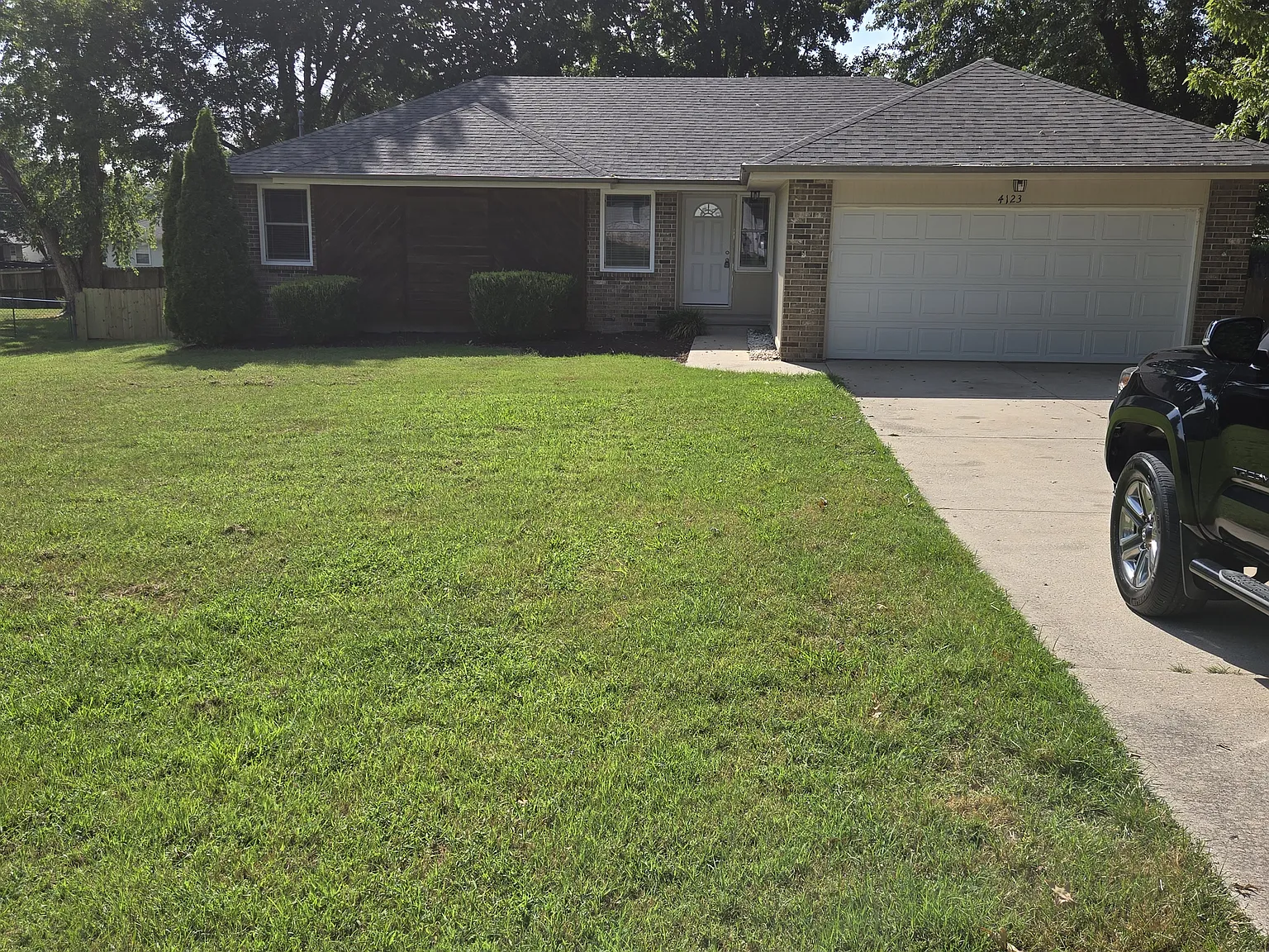 3 bed, 1320 sqft, $1,700 — Photo 1