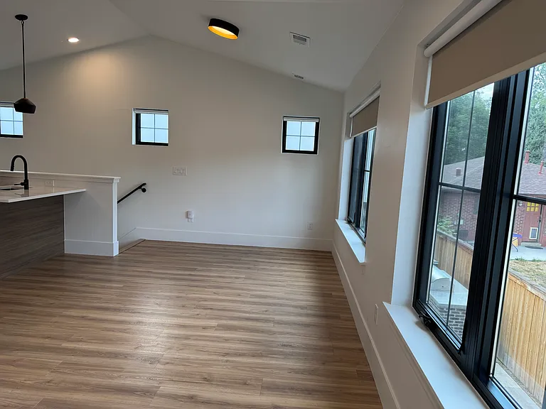 3757 W 22nd Ave #ADU — Photo 4