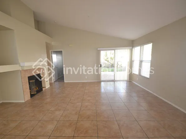 11008 San Pasqual Ave, Montclair, CA 91763