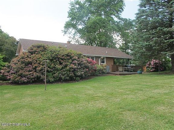 5th image of 2316 Lupine Ln