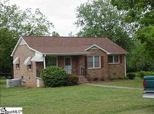 48 Wrenn Rd, Taylors, SC 29687