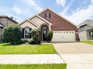 1513 Habersham St, Aubrey, TX 76227