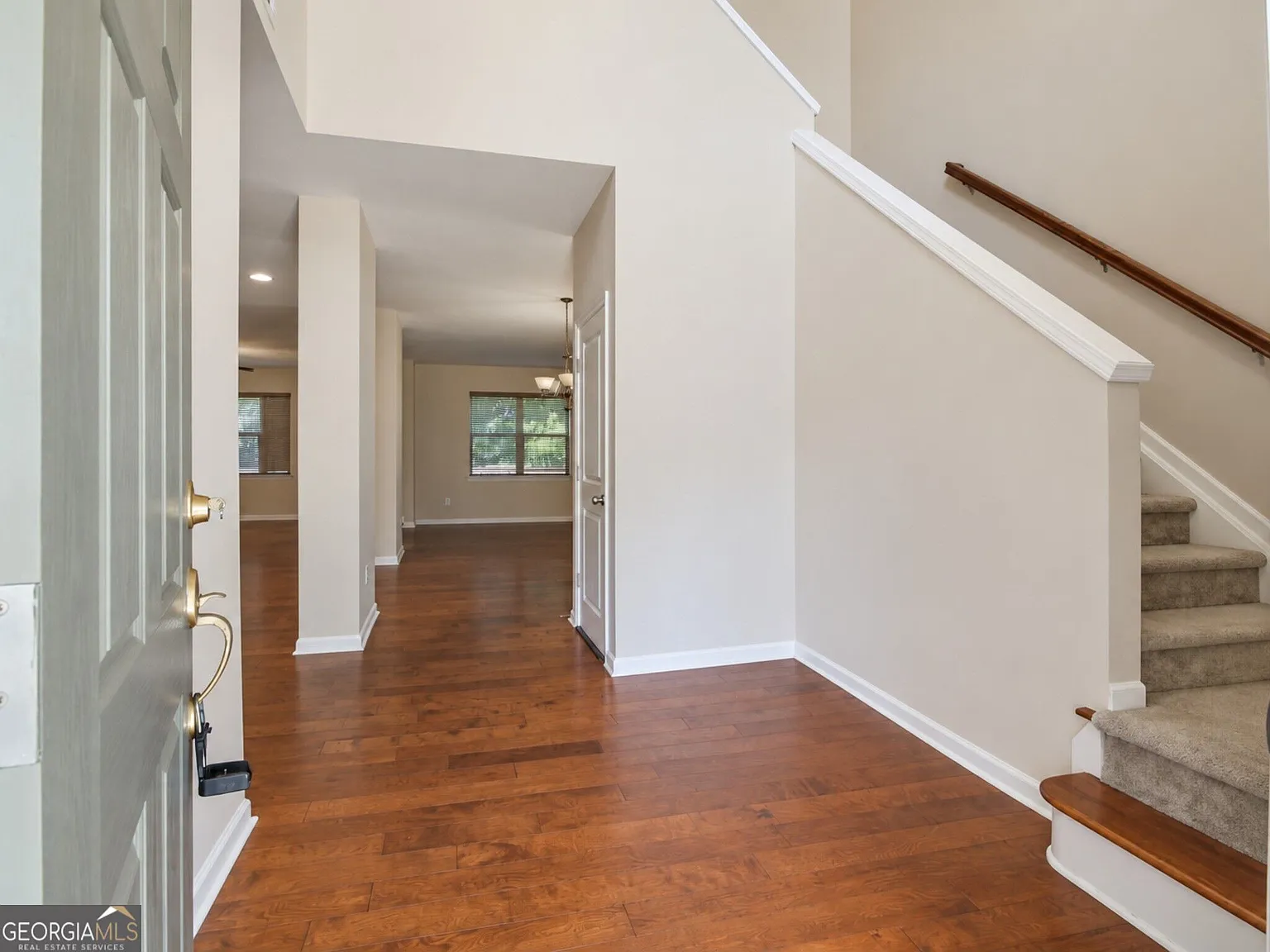 4 bed, 3.5 bath, 3072 sqft, $2,800 — Photo 3