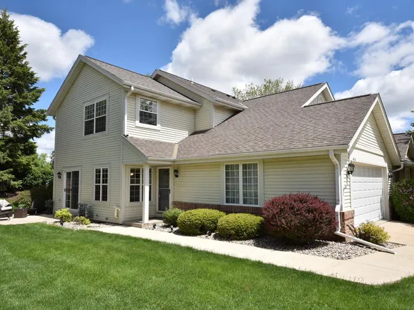 14110 West Lenox DRIVE, New Berlin, WI 53151