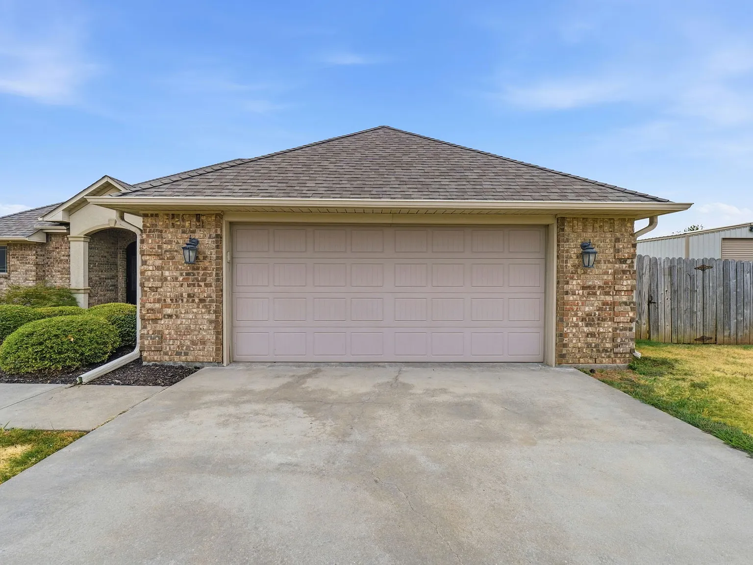 4 bed, 1850 sqft, $1,995 — Photo 3