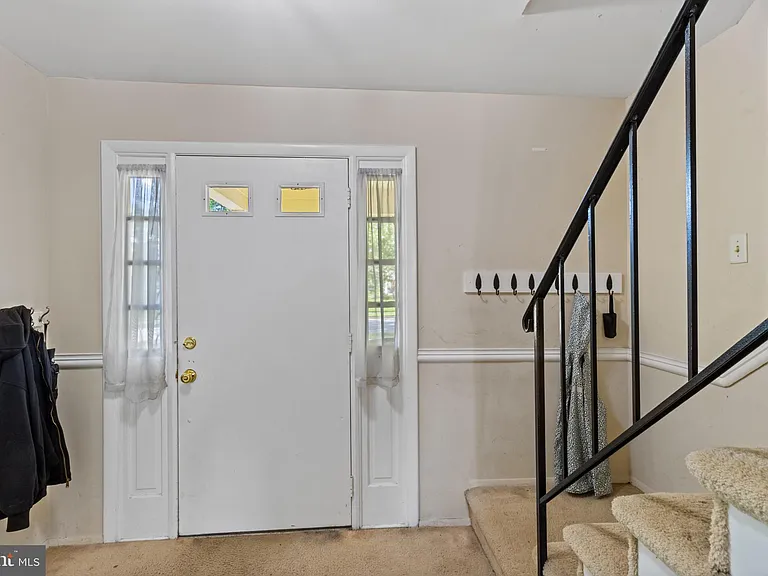1435 Crofton Pkwy — Photo 2