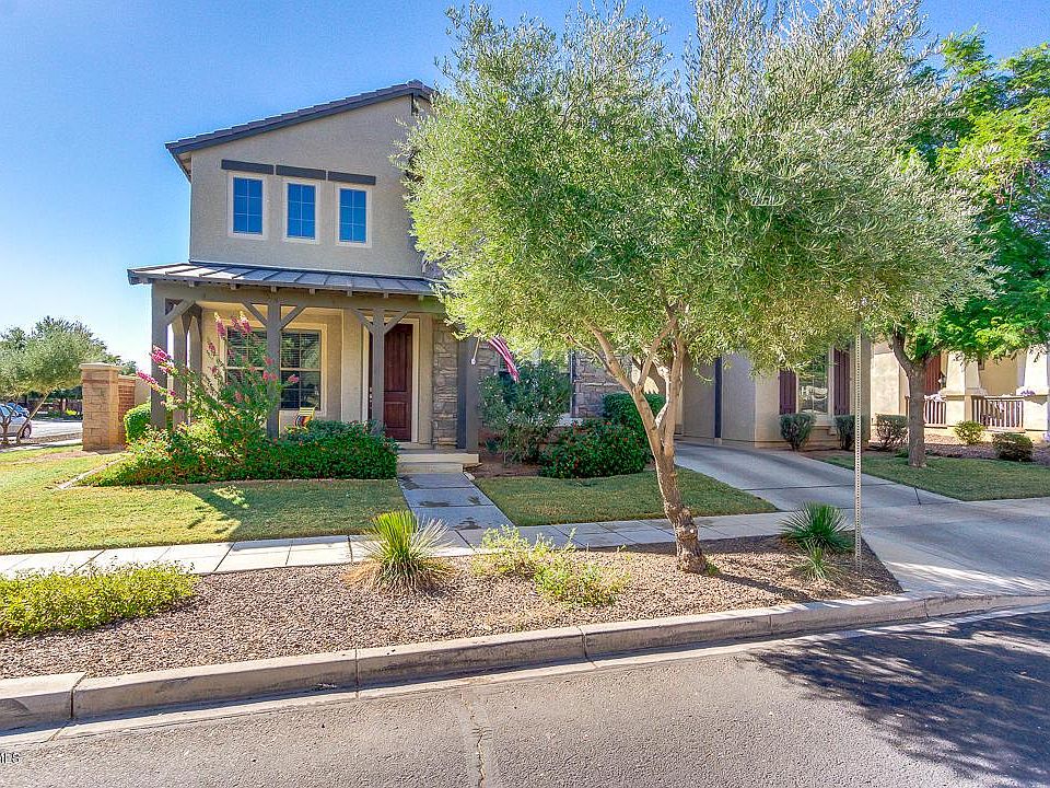 1st image of 15103 W Dahlia Dr