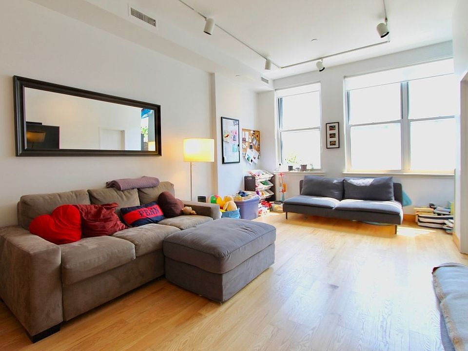 1st image of 510 Broome St APT 3E