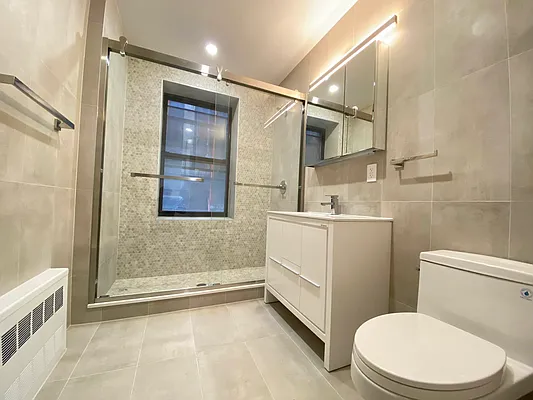 Rented by Compass | media 7