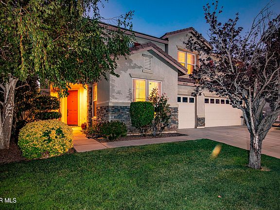 3rd image of 3539 Tamarisk Dr