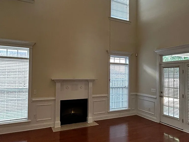 2500 Grier Cir — Photo 6