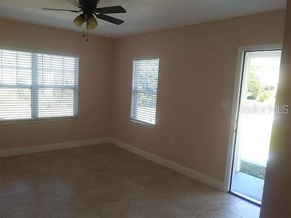 4th image of 1014 W Blann Dr
